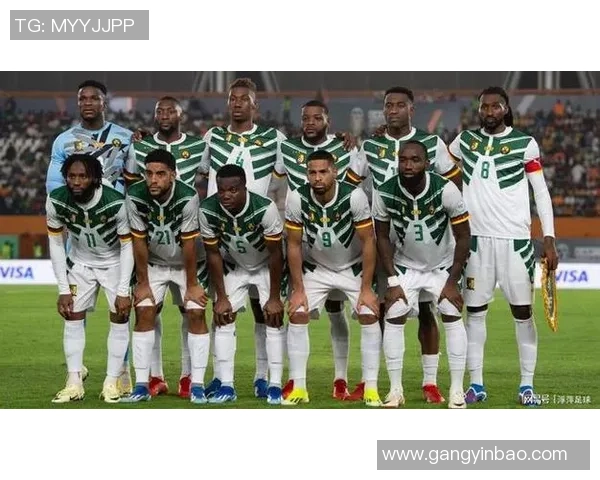 足球明星的多重身份与生活方式揭秘：赛场之外的他们在做什么